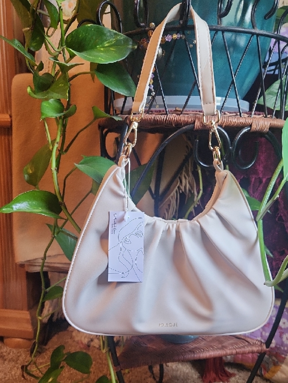 NWT Chic Cream Shoulder Bag